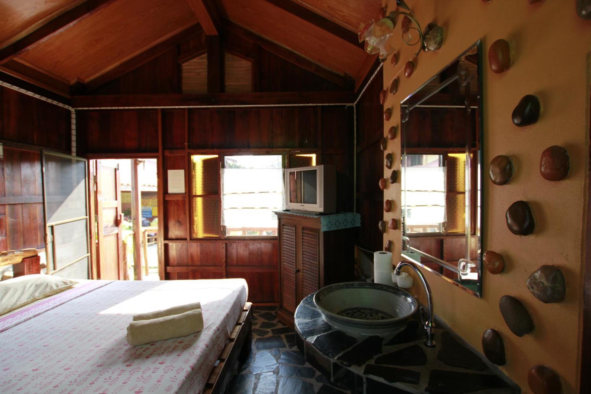 J&J Guesthouse Sukhothai Rum bild