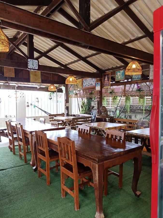 J&J Guesthouse Sukhothai Exteriör bild